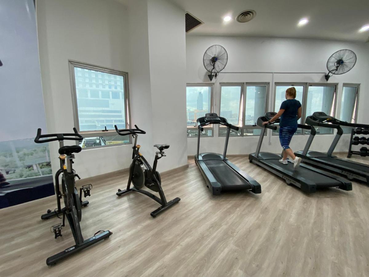 クアラルンプールSpacious 3R,2R,Studio 5Min Walk To Time Square,Lalaport, Pool,Gym,Wifiアパートメント エクステリア 写真