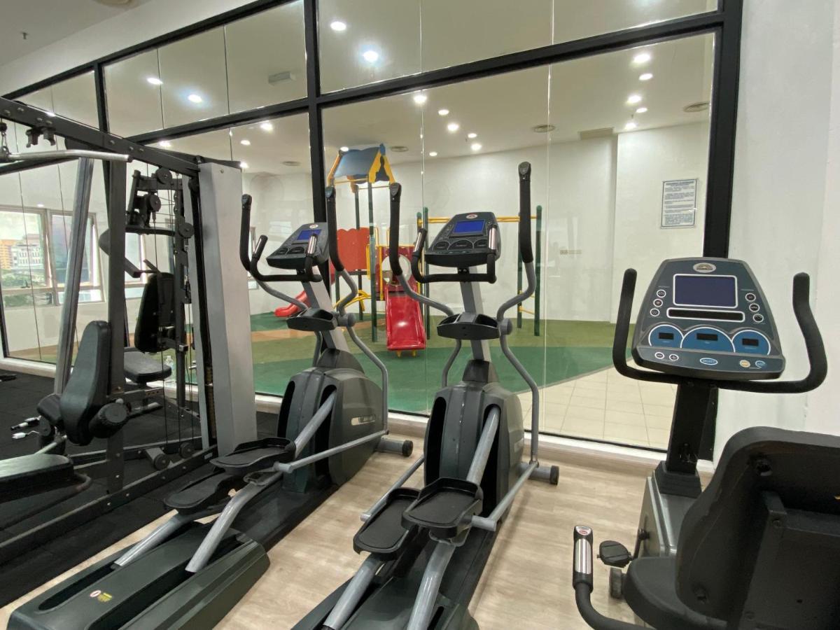 クアラルンプールSpacious 3R,2R,Studio 5Min Walk To Time Square,Lalaport, Pool,Gym,Wifiアパートメント エクステリア 写真